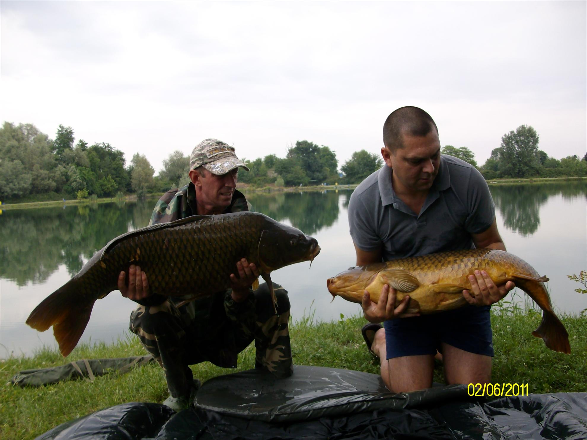 florian tanasa  Partide de pescuit cu prietenii. - alim0323.JPG